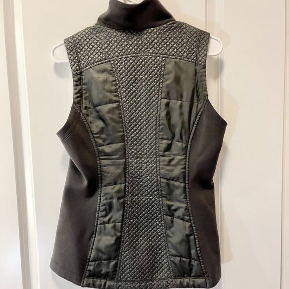 Athleta  Quilted Vest Black  Sleeveless Full  Front Zip - Picture 2 of 12